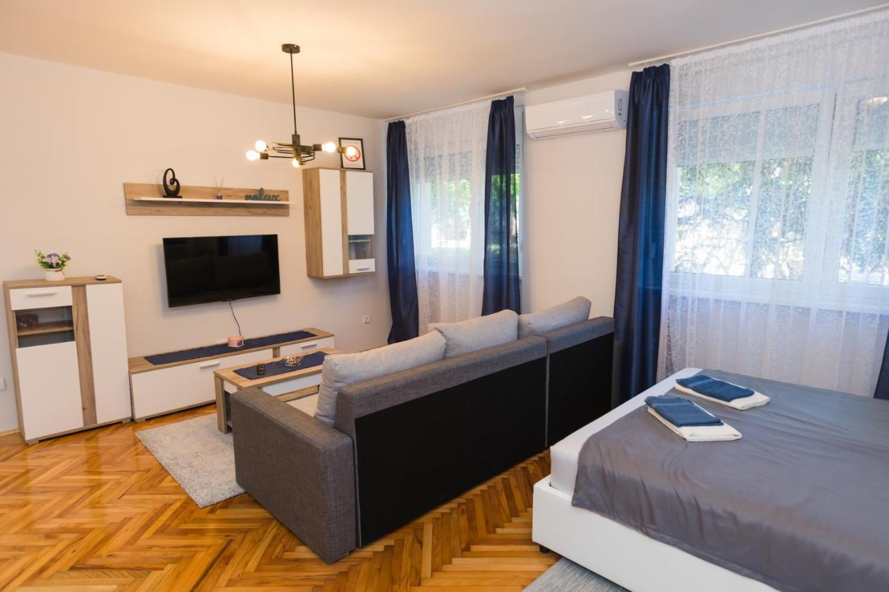 Apartman Studio Blue Subotica Exteriör bild